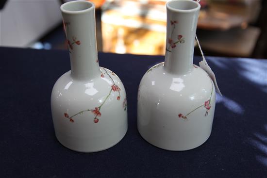 A pair of Chinese famille rose mallet-shaped vases, 19th century, height 18cm, one with shallow chip to inside of foot